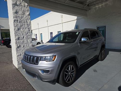 Billet Silver Metallic 2018 Jeep Grand Cherokee Limited
