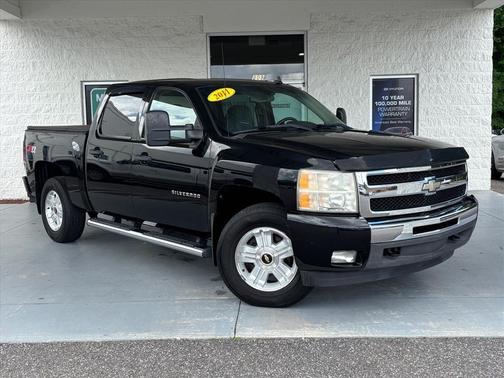 Black 2011 Chevrolet Silverado 1500 LT
