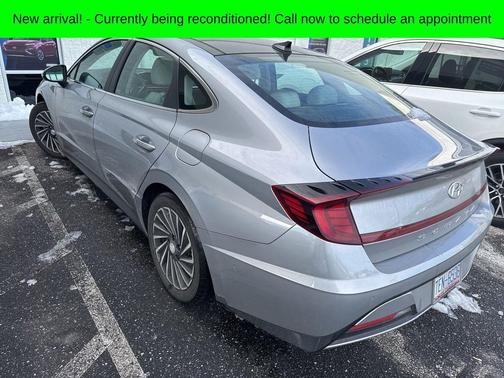 2023 Hyundai SONATA Hybrid Limited