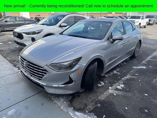 2023 Hyundai SONATA Hybrid Limited