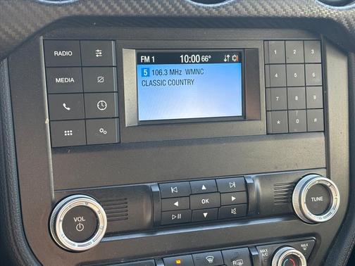 2021 Ford Mustang EcoBoost