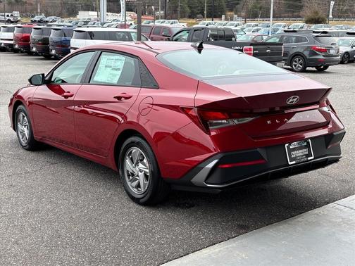 Red 2026 Hyundai ELANTRA SE