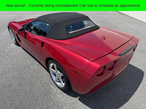 Magnetic Red Metallic 2005 Chevrolet Corvette Base