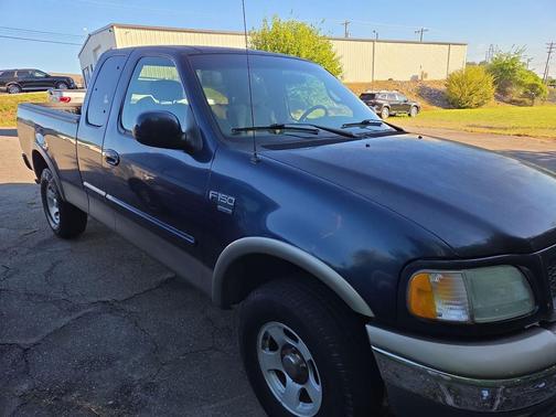 2002 Ford F-150 XL