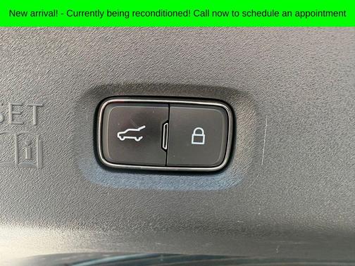 Gray Metallic 2025 Ford Expedition Active