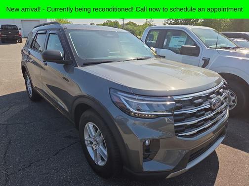 Gray Metallic 2026 Ford Explorer Active