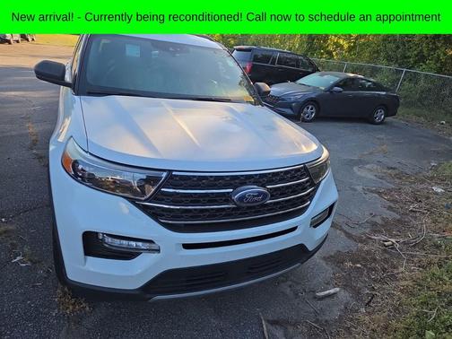 Oxford White 2020 Ford Explorer XLT