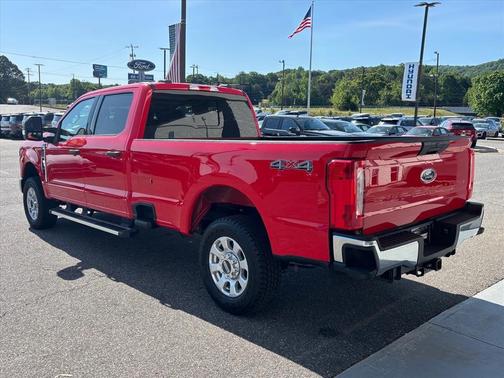 Race Red 2024 Ford F-250 XLT
