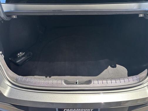 Gray 2024 Hyundai ELANTRA SE