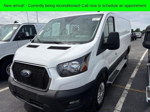 Oxford White 2025 Ford Transit-250 Base