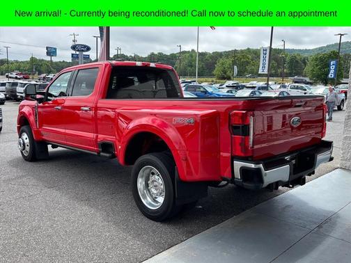 Race Red 2023 Ford F-450 Lariat