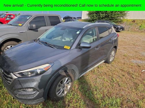 Gray 2018 Hyundai TUCSON SEL