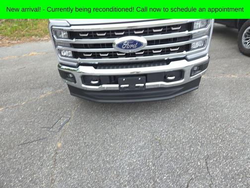 White Metallic 2024 Ford F-350 King Ranch