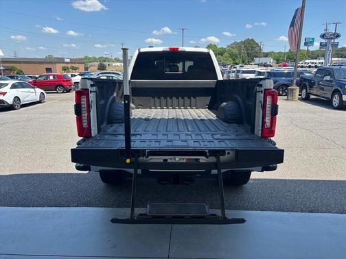 White Metallic 2024 Ford F-350 King Ranch