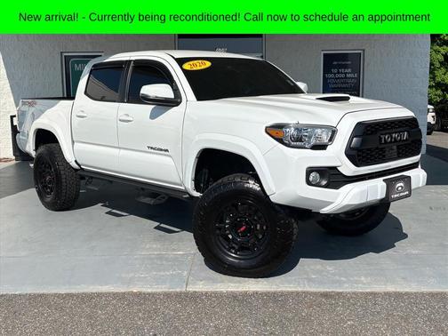 Super White 2020 Toyota Tacoma TRD Sport