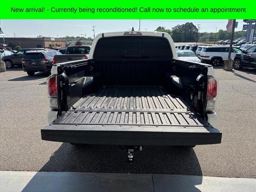 Super White 2020 Toyota Tacoma TRD Sport