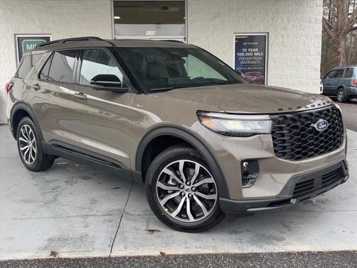 2026 Ford Explorer ST-Line