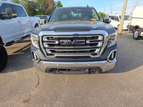 Onyx Black 2021 GMC Sierra 1500 SLT