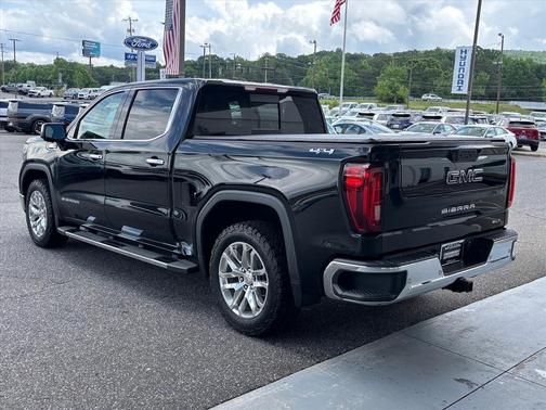 Onyx Black 2021 GMC Sierra 1500 SLT
