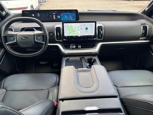 Black Metallic 2025 Ford Expedition Max Platinum