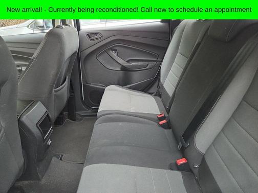 Oxford White 2017 Ford Escape S