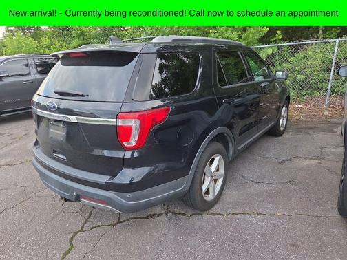 Black Metallic 2019 Ford Explorer XLT