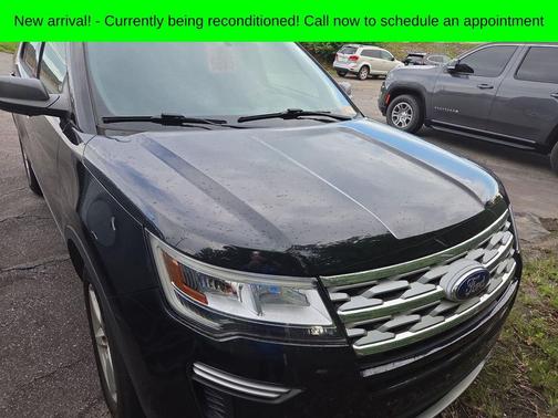 Black Metallic 2019 Ford Explorer XLT