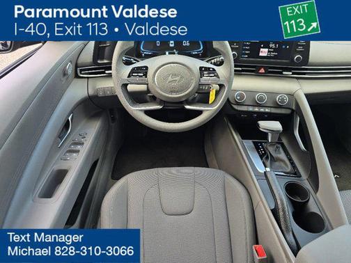 2025 Hyundai ELANTRA SE