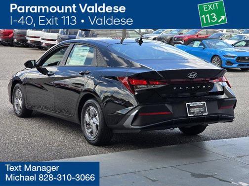 2025 Hyundai ELANTRA SE