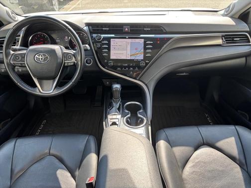 Pearl 2019 Toyota Camry XSE