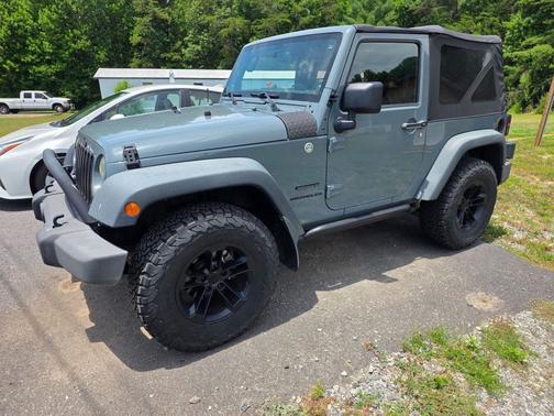 Anvil Clear Coat 2014 Jeep Wrangler Sport
