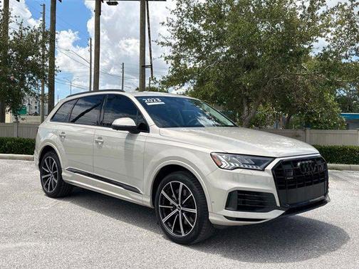 2023 Audi Q7 Premium Plus 55 TFSI quattro Tiptronic