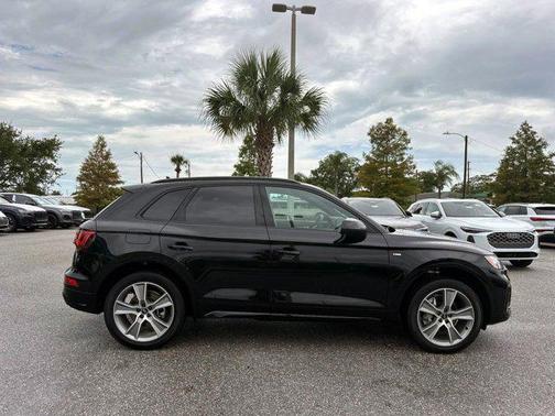 2025 Audi Q5 Premium 45 TFSI S line quattro