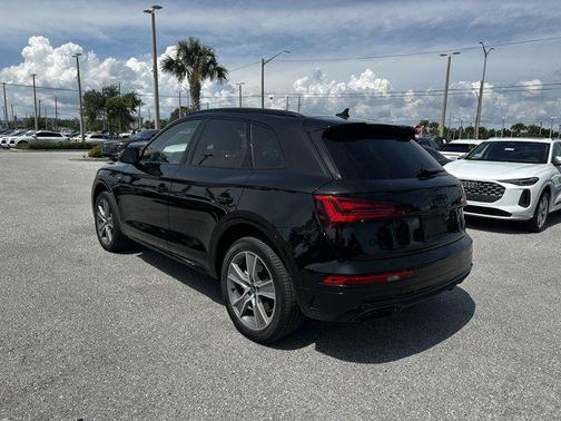 2025 Audi Q5 Premium 45 TFSI S line quattro