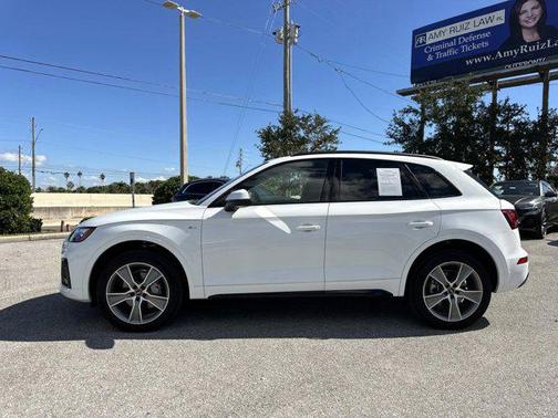 2025 Audi Q5 Premium 45 TFSI S line quattro
