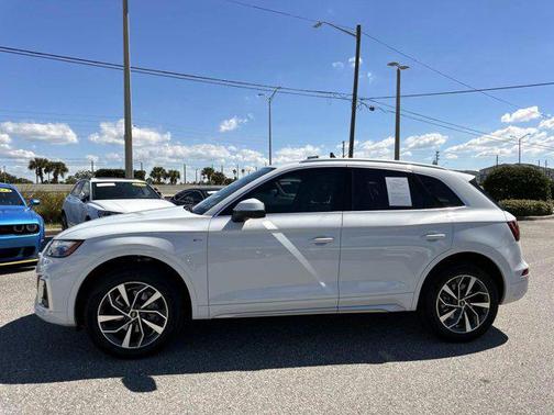 2022 Audi Q5 Premium Plus 45 TFSI S line quattro S tronic