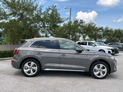 2023 Audi Q5 Premium Plus 45 TFSI S line quattro