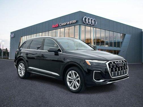 2025 Audi Q7 Premium 45 TFSI quattro Tiptronic
