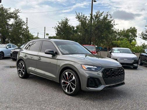 2024 Audi SQ5 Premium Plus TFSI quattro Tiptronic