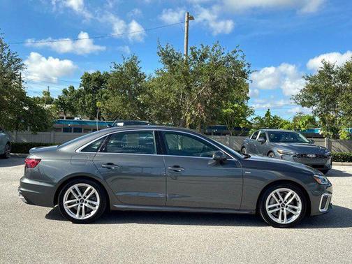 2024 Audi A4 Premium 45 TFSI S line quattro S tronic