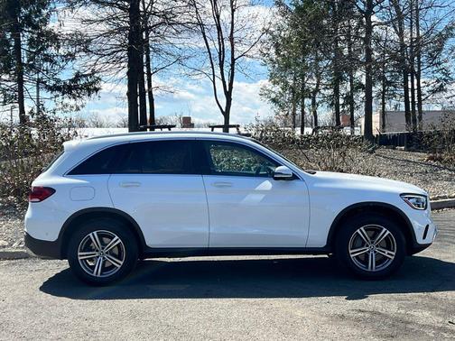2022 Mercedes-Benz GLC 300 4MATIC