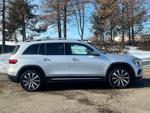 2022 Mercedes-Benz GLB 250 4MATIC