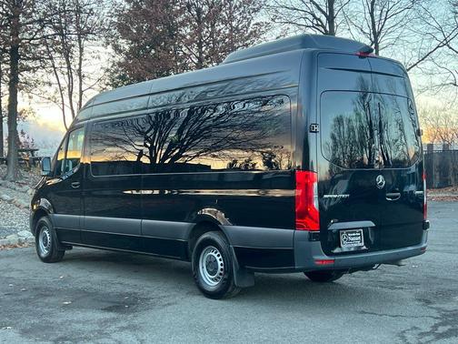 2024 Mercedes-Benz Sprinter 2500 High Roof