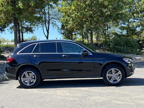 2022 Mercedes-Benz GLC 300 4MATIC