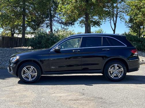 2022 Mercedes-Benz GLC 300 4MATIC