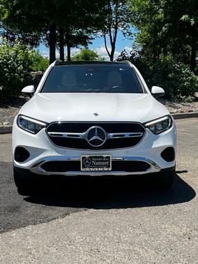 Polar White 2023 Mercedes-Benz GLC 300 4MATIC
