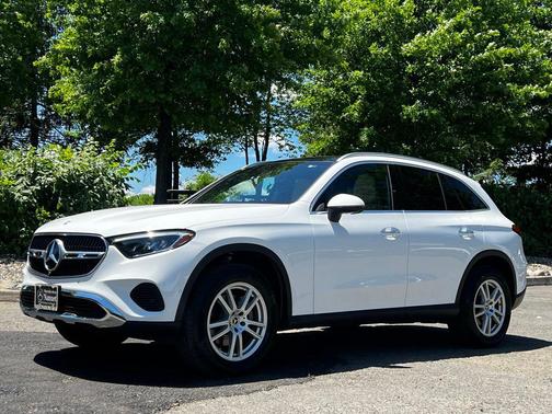 Polar White 2023 Mercedes-Benz GLC 300 4MATIC