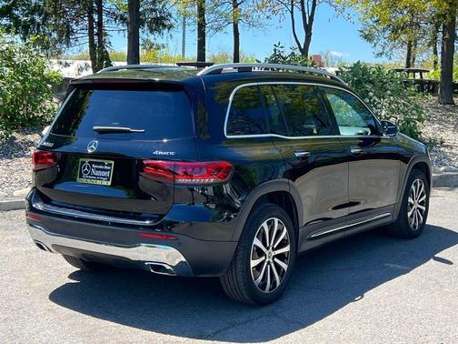 Black 2023 Mercedes-Benz GLB 250 4MATIC