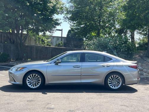 Silver 2021 Lexus ES 350 Ultra Luxury