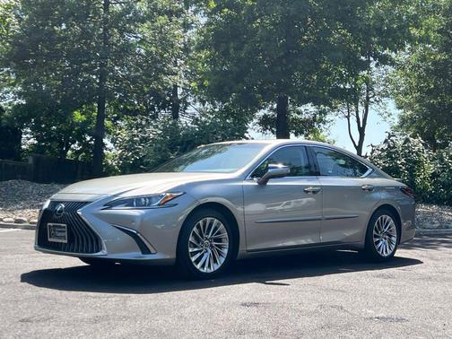 Silver 2021 Lexus ES 350 Ultra Luxury